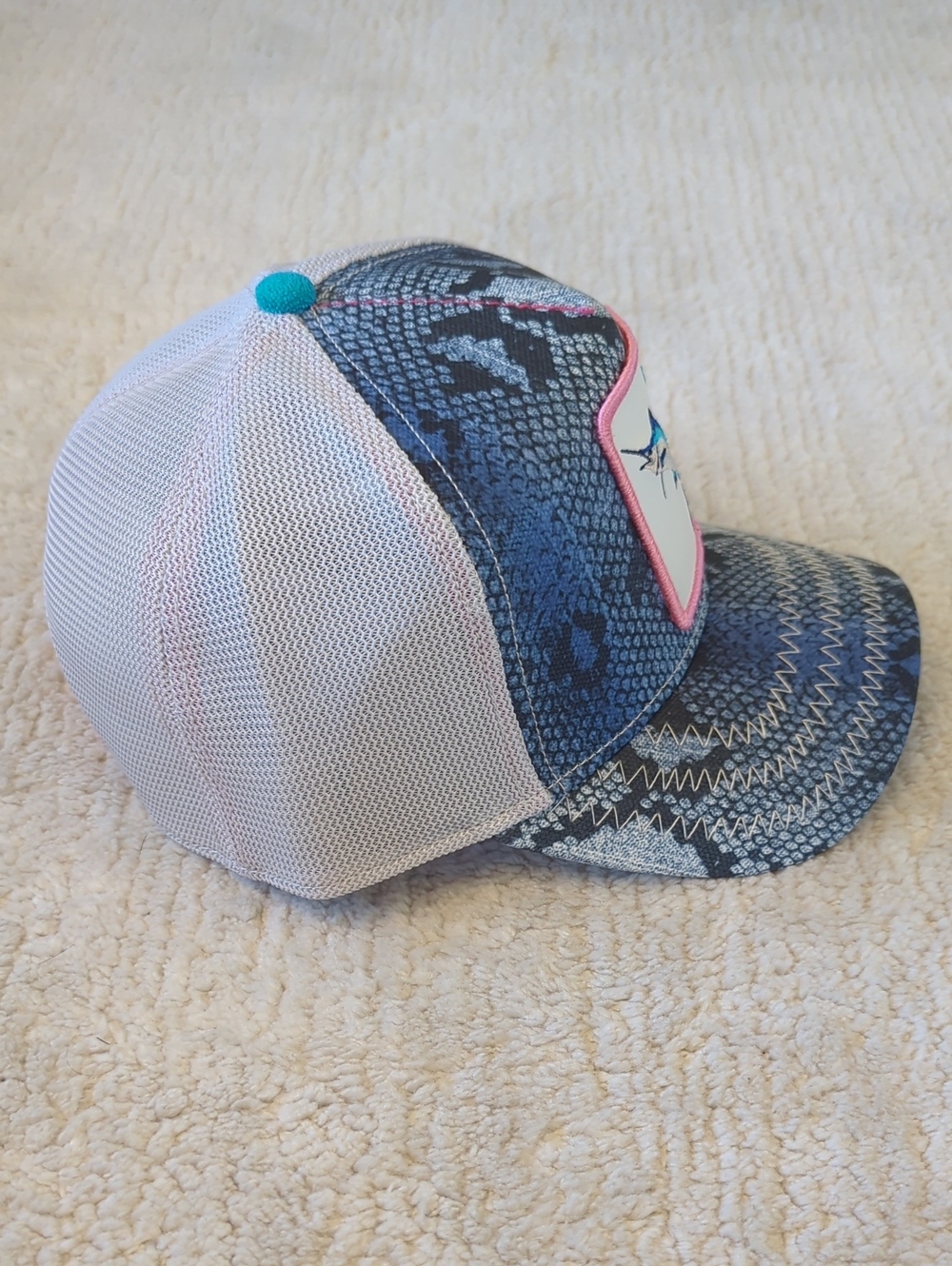 Goorin Bros Catch Animal Farm Snapback Trucker Hat - Picture 2 of 6